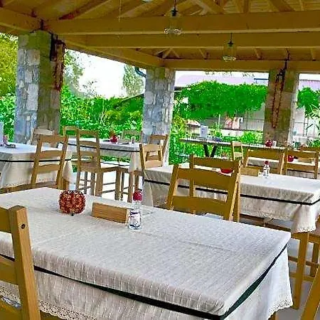 Dedehan Retreat Hotel *