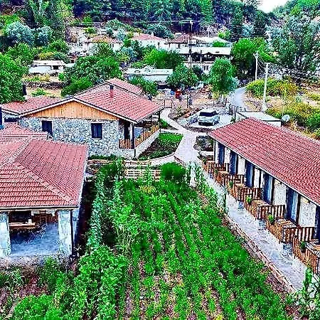 Hotel Dedehan Retreat