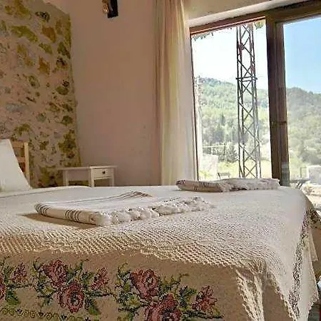 Dedehan Retreat Hotel Cedit