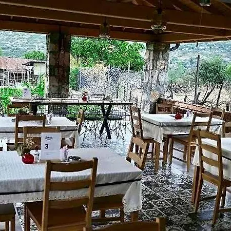 Dedehan Retreat Hotel *