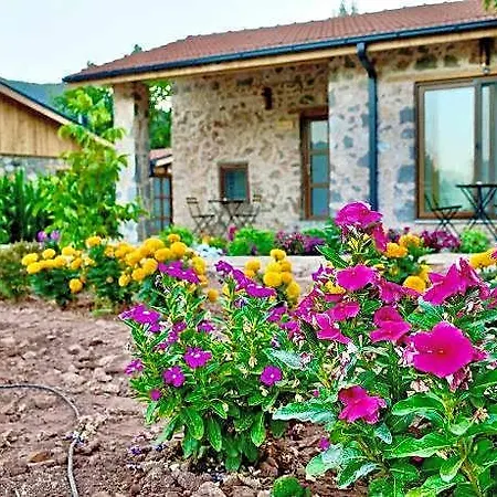 Hotel Dedehan Retreat Cedit