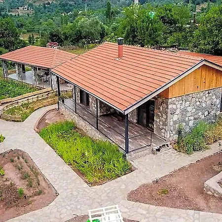 Dedehan Retreat Cedit